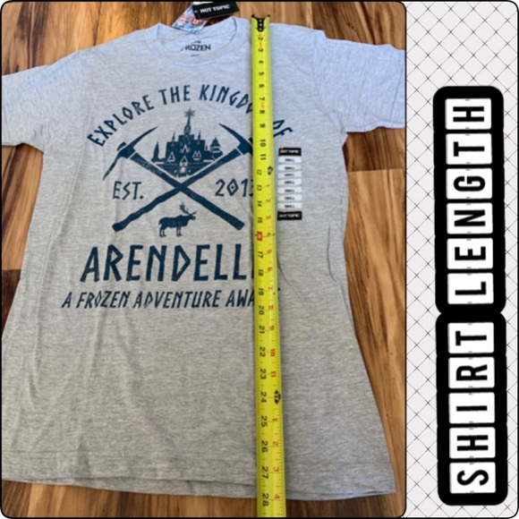 DISNEY FROZEN ARENDELLE KINGDOM SHIRT SZ S - Picture 4 of 5